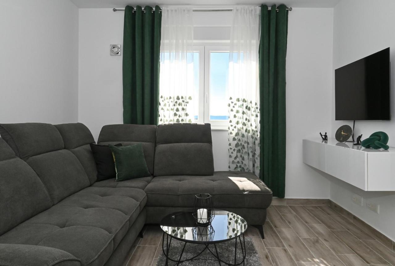 Luxury Apartment White Crystal Kaštela Kültér fotó