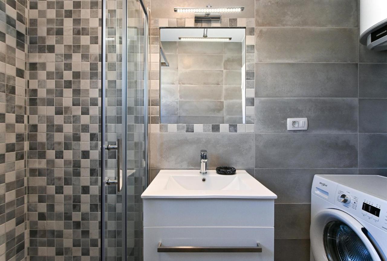 Luxury Apartment White Crystal Kaštela Kültér fotó
