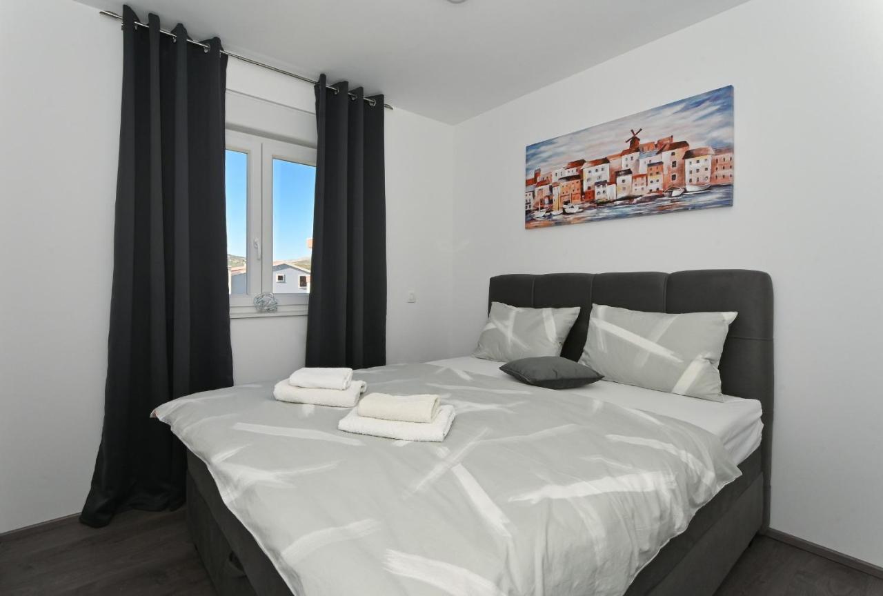 Luxury Apartment White Crystal Kaštela Kültér fotó